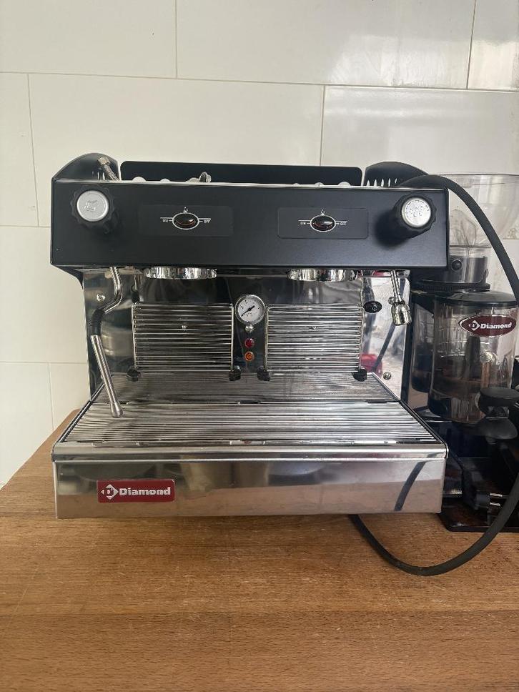 Machine à café 2 groupes Noir Automatique -, Elektronische apparatuur, Koffiezetapparaten, Zo goed als nieuw, Koffiebonen, Espresso apparaat