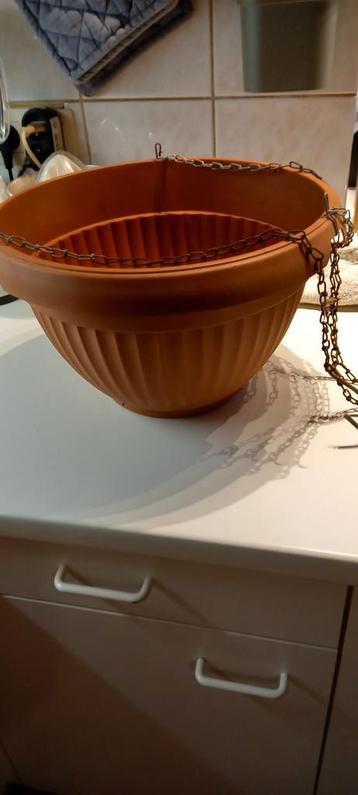 Hangmand voor bloemen beschikbaar voor biedingen