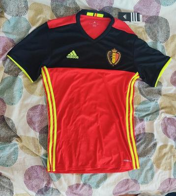 België 16/17 thuisshirt beschikbaar voor biedingen