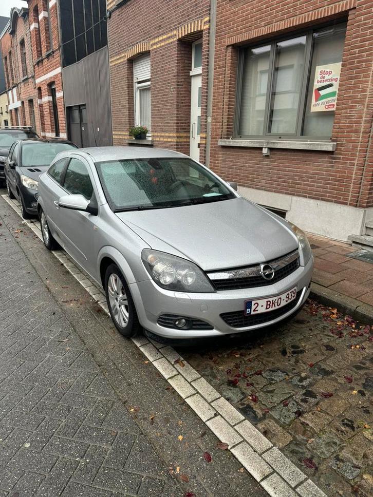 OPEL ASTRA GTC H, Auto's, Opel, Particulier, Astra, ABS, Airbags, Airconditioning, Alarm, Boordcomputer, Centrale vergrendeling