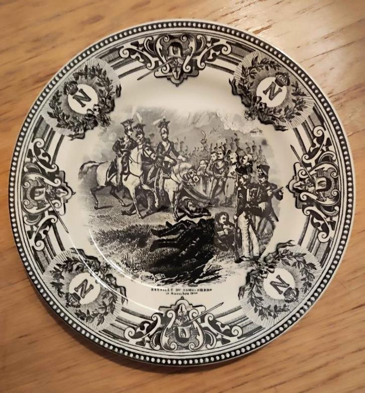 ASSIETTE BOCH de la série Napoléon, Antiek en Kunst, Antiek | Servies los, Ophalen