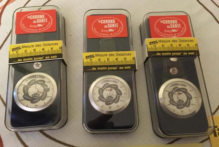 3 nieuwe chronometers – originele verpakking - 15 € het lot, Antiek en Kunst, Curiosa en Brocante, Ophalen of Verzenden