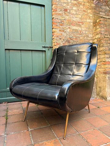 Vintage lederen zetel / fauteuil 60s lounge zetel beschikbaar voor biedingen
