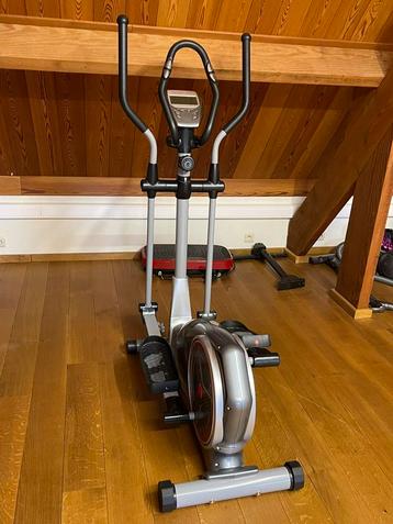 Amper gebruikt .. Nordic XT - Health Sports CrossTrainer beschikbaar voor biedingen