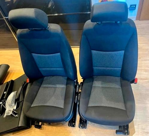zwart en grijs stoffen interieur BMW e90 e91 sedan, Auto-onderdelen, Interieur en Bekleding, BMW, Gebruikt, Ophalen