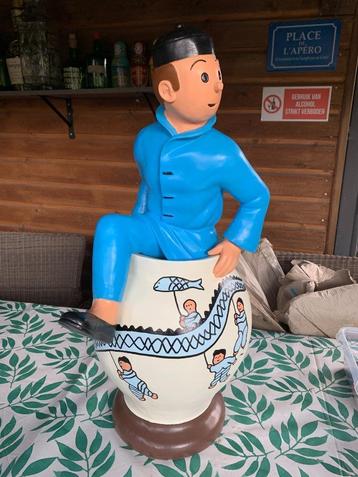 STRIPFIGUUR KUIFJE: BEELD KUIFJE IN VAAS beschikbaar voor biedingen
