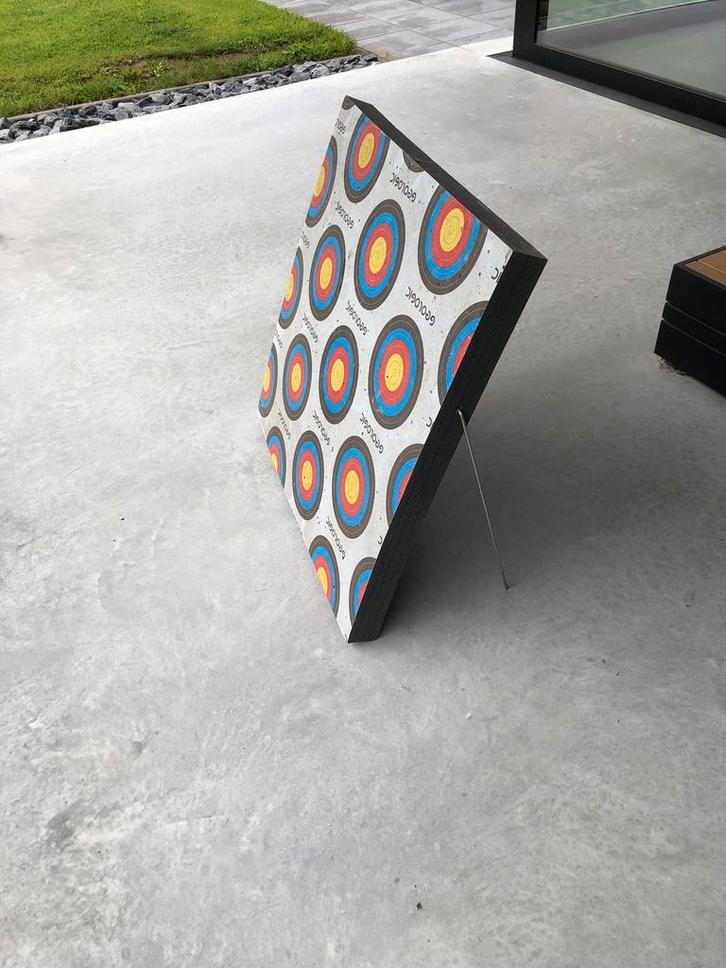 CIBLE MOUSSE POUR TIR À L’ARC (décathlon), Sport en Fitness, Handboogschieten, Zo goed als nieuw, Doelwit, Ophalen