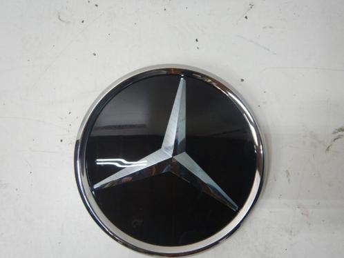 Mercedes-Benz C-Klasse W206 Logo Grille A0008881800, Auto-onderdelen, Carrosserie, Mercedes-Benz, Gebruikt, Ophalen of Verzenden