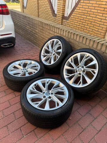 Set Originele Audi A5 S5 B9 met zomerbanden beschikbaar voor biedingen