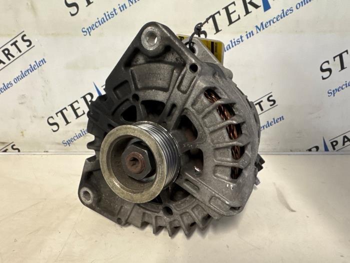 Dynamo van een Mercedes Vito, Auto-onderdelen, Motor en Toebehoren, Mercedes-Benz, Gebruikt, 3 maanden garantie, Ophalen of Verzenden