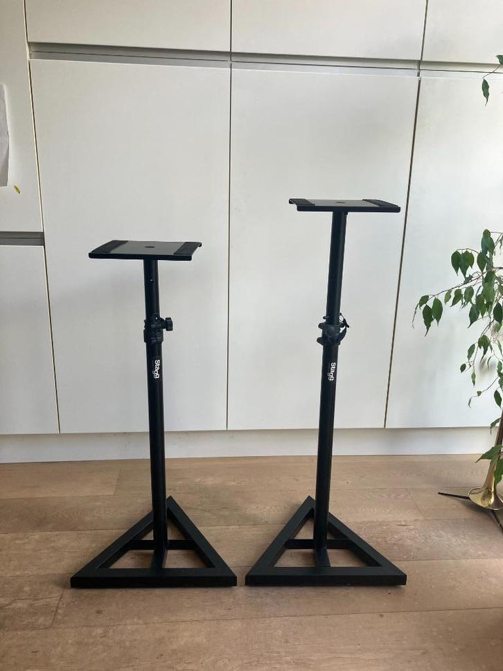 2 x Stagg SMOS-10 Studio Monitor Standaard, Audio, Tv en Foto, Overige Audio, Tv en Foto, Zo goed als nieuw, Ophalen