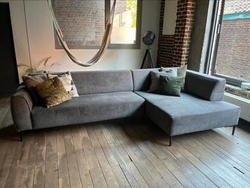 L-couch/sofa, 300x160cm, grey beschikbaar voor biedingen