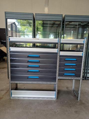 SORTIMO KAST 1067 L 149 B 49 H 128 PRIJS € 899 EURO beschikbaar voor biedingen