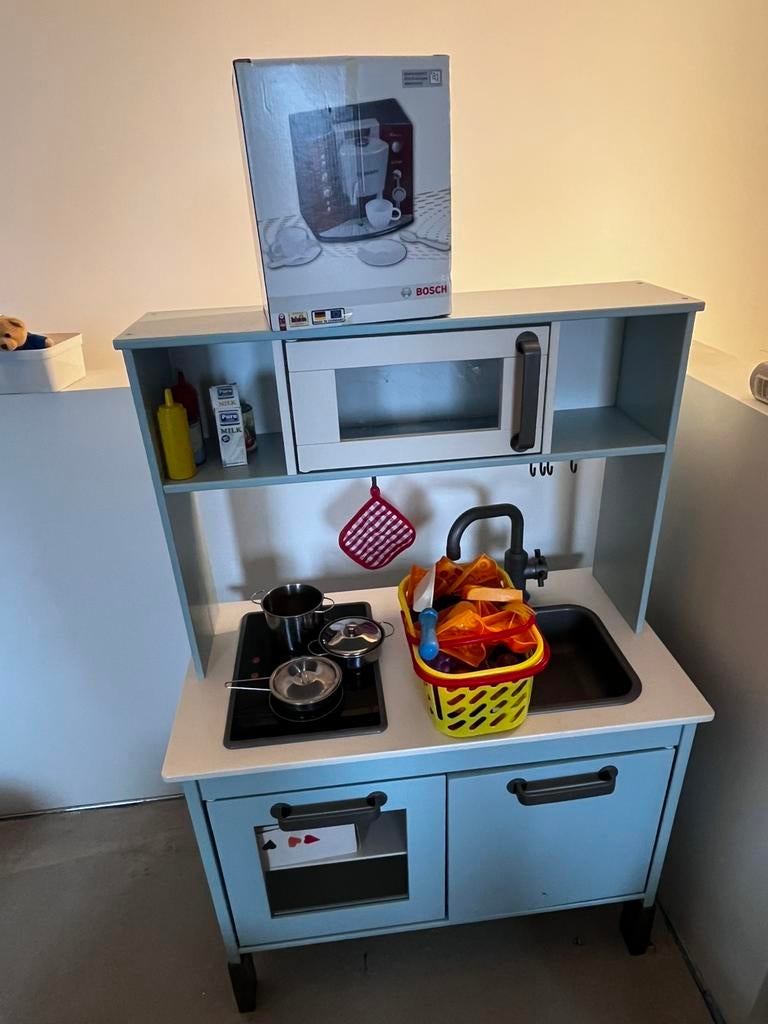 Keukentje ikea blauw met toebehoren, Kinderen en Baby's, Ophalen, Gebruikt, Speelkeuken