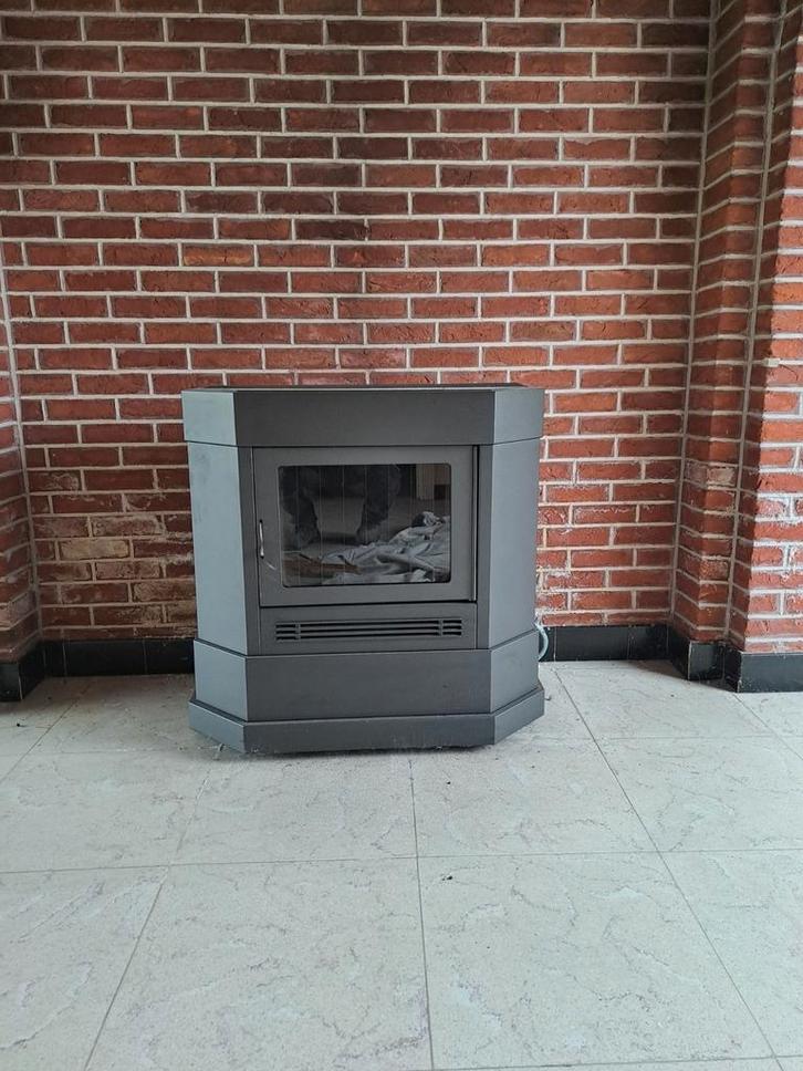 Mazoutkachel well straler topstaat, Doe-het-zelf en Bouw, Verwarming en Radiatoren, Zo goed als nieuw, Kachel, 30 tot 80 cm, 60 tot 150 cm