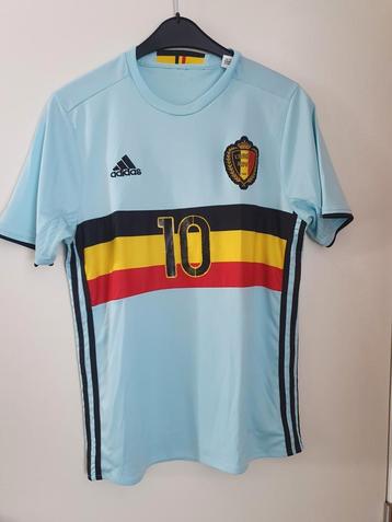 Voetbal t-shirt van E. Hazard.  beschikbaar voor biedingen