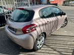 Peugoet 208 1.2 ess airco 110.000 klm courroie ok, Auto's, Te koop, Beige, Stadsauto, Benzine