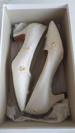 Trouwschoenen Ivory Cotton Maat 37, Schoenen met lage hakken, Beige, Nieuw, Ophalen of Verzenden