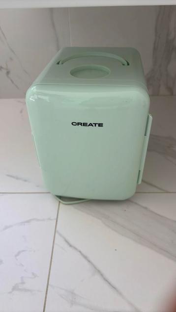 Maak een minikoelkast die ooit als nieuw is gebruikt, Elektronische apparatuur, Ophalen, Zo goed als nieuw