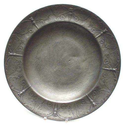 Groot  Jugendstil Bord ( 40 cm. ) - Hugo Leven - Kayserzinn., Antiek en Kunst, Antiek | Tin, Ophalen of Verzenden
