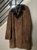 Halflange vintage herenjas in mouton retourné, Ophalen, Gedragen, Maat 48/50 (M), Bruin