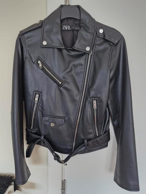 Jasje ZARA Nieuwstaat, Kleding | Dames, Jassen | Zomer, Zo goed als nieuw, Maat 38/40 (M), Zwart, Ophalen of Verzenden