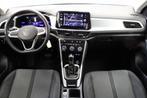 Volkswagen T-Roc 1.5 Tsi Life DAB Navi Carplay, Automaat, 1498 cc, Bedrijf, 5 deurs