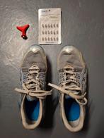 Spikes Asics Pointure 40,5, Enlèvement, Comme neuf, Spikes, Asics