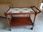Vintage roltafel met tegelmotief, Antiek en Kunst, Ophalen