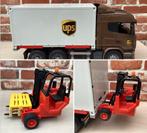 BRUDER VRACHTWAGEN SCANIA SUPER 560 R UPS + HEFTRUCK/ NETJES, Ophalen, Zo goed als nieuw