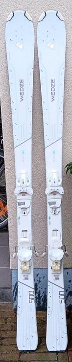 Skis Wedze 156 cm pour femmes avec fixations Tyrolia blanche, Sports & Fitness, Enlèvement, Ski, Skis