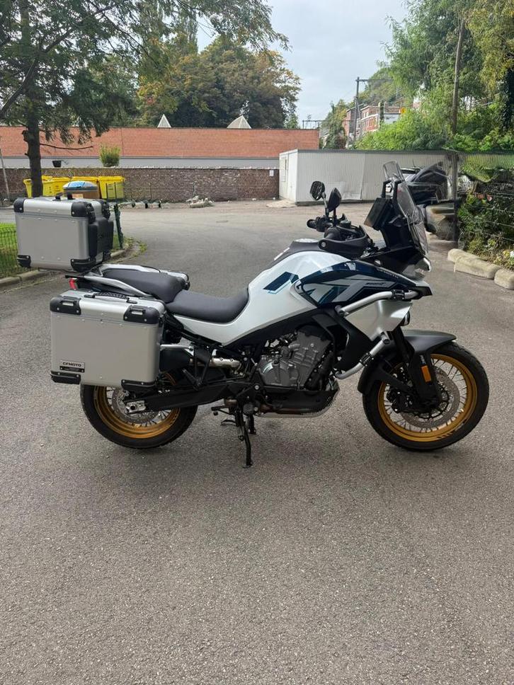 CFMOTO 800MT explorer GT, Motoren, Motoren | Honda, Particulier, meer dan 35 kW, Motorrijbewijs A, ABS, Cruise Control, Handvatverwarming