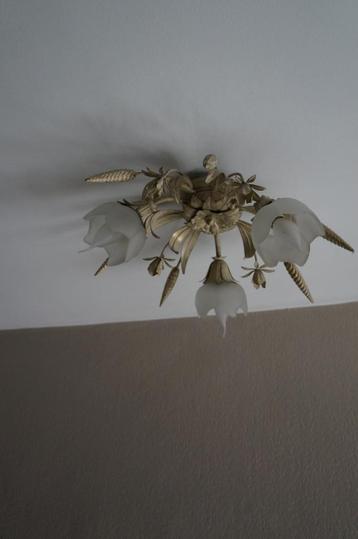 luster beschikbaar voor biedingen