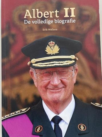 Albert II De volledige biografie beschikbaar voor biedingen