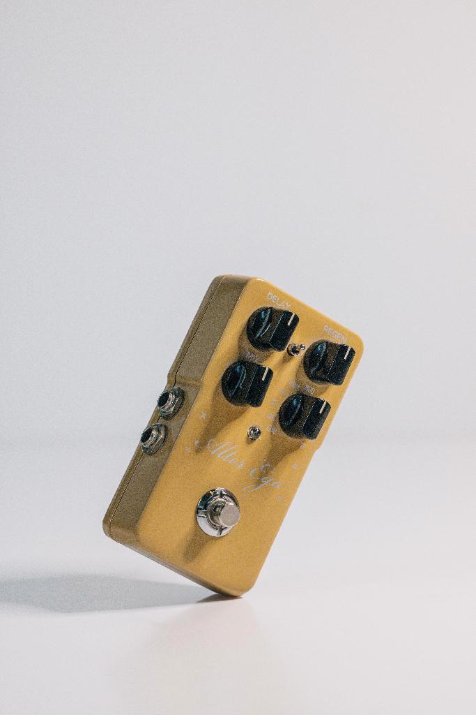 TC Electronic Alter Ego V1 - Delay, Musique & Instruments, Effets, Comme neuf, Delay ou Écho, Envoi