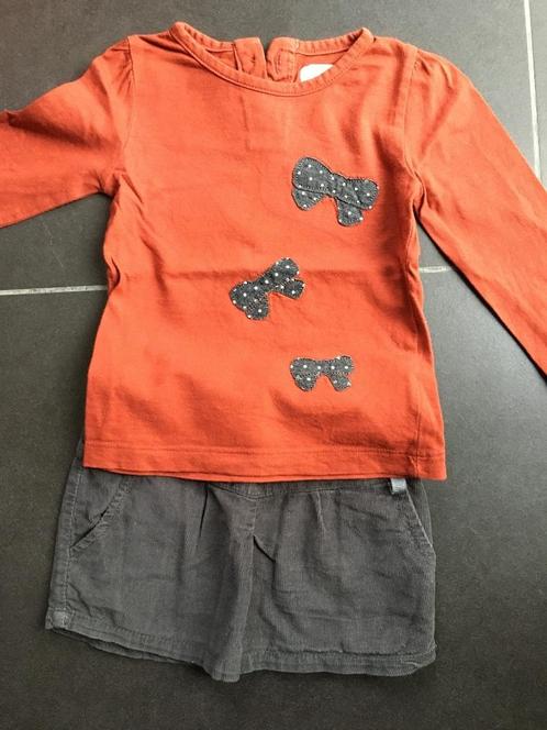 Rokje grijs met t-shirt maat 86 (18mnd), Kinderen en Baby's, Babykleding | Maat 86, Zo goed als nieuw, Meisje, Setje, Ophalen of Verzenden