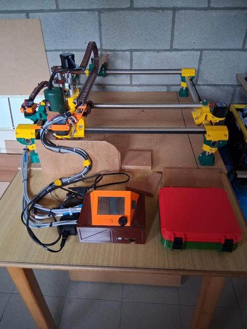 Cnc freesmachine, Doe-het-zelf en Bouw, Gereedschap | Freesmachines, Zo goed als nieuw, Ophalen