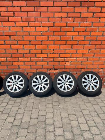 Volkswagen Passat velgen 16” zomerset / Continental beschikbaar voor biedingen