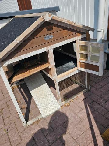 Houten verblijfsvila beschikbaar voor biedingen