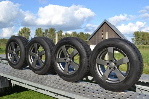 Winterbanden op velg -Evoque - 225/65 R17 V XL - Continental, Auto-onderdelen, Banden en Velgen, Banden en Velgen, Winterbanden