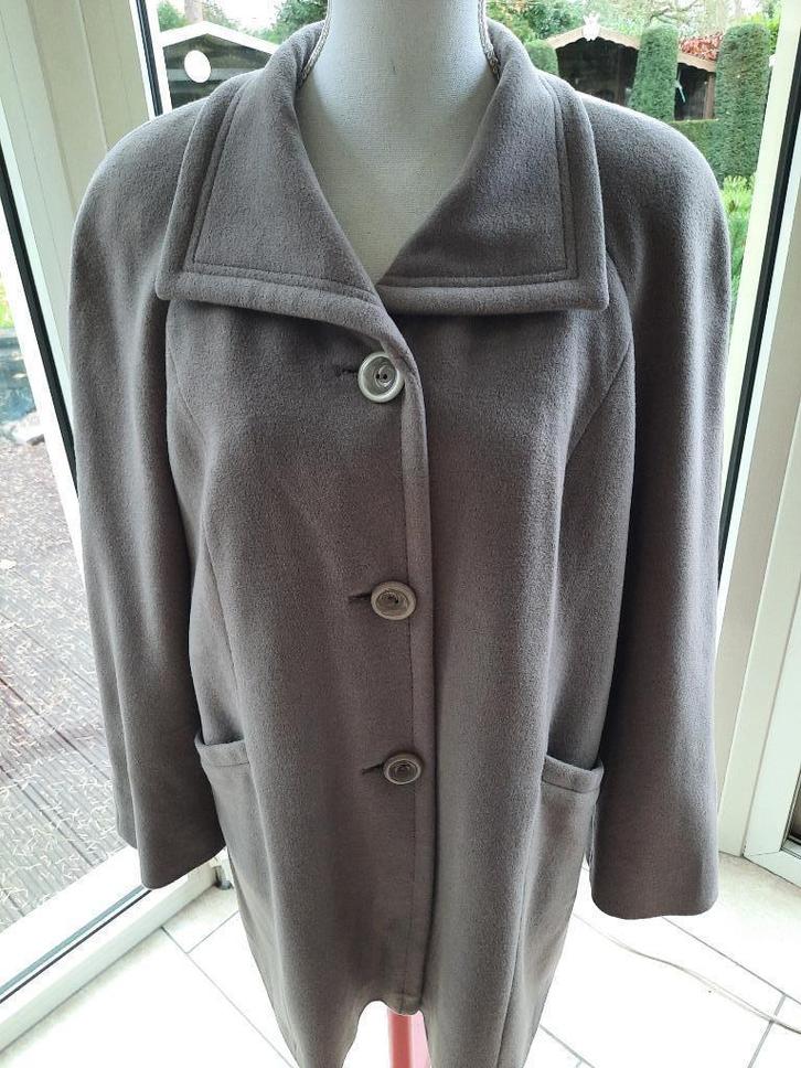 Mooie mantel MAYERLINE  - 40/42, Kleding | Dames, Jassen | Winter, Zo goed als nieuw, Maat 38/40 (M), Overige kleuren, Ophalen of Verzenden