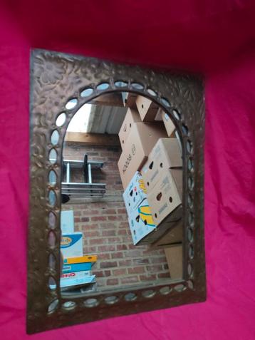 Miroir dans un cadre doré., Antiquités & Art, Enlèvement ou Envoi