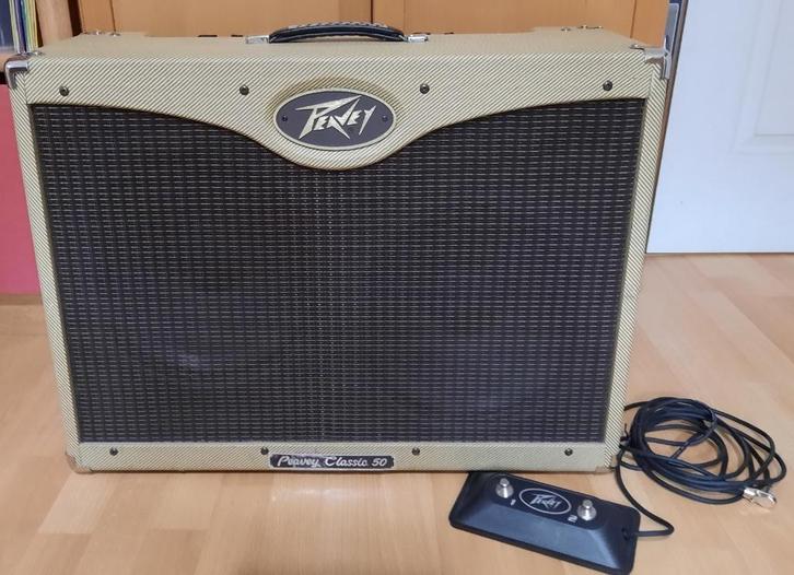 PEAVEY Classic 50/212 versterker, Muziek en Instrumenten, Versterkers | Bas en Gitaar, Gebruikt, Gitaar, 50 tot 100 watt, Ophalen