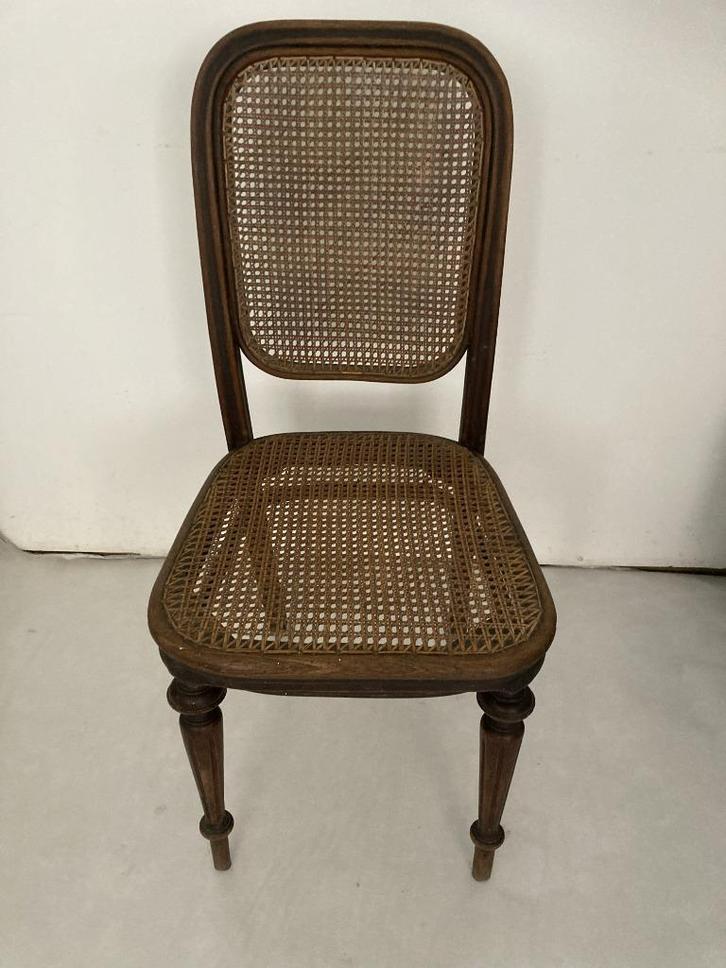 Originele Thonet Stoel Nr. 37 uit 1886, Antiek en Kunst, Antiek | Meubels | Stoelen en Sofa's, Ophalen of Verzenden