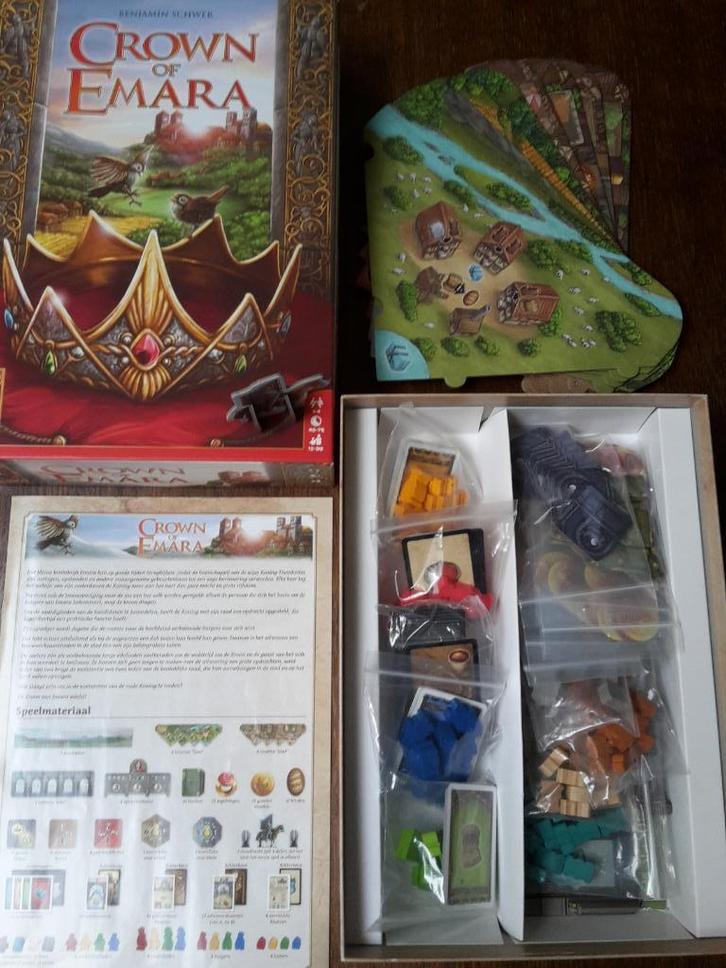 Crown of Emara, als nieuw, 1-4 spelers, 999, + 1 gratis demo, Hobby en Vrije tijd, Gezelschapsspellen | Bordspellen, Nieuw, Ophalen of Verzenden