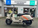 VESPA GTV 300cc BEIGE NEXT (n239), Vélos & Vélomoteurs, Neuf, Autres modèles, 300 cm³, Essence