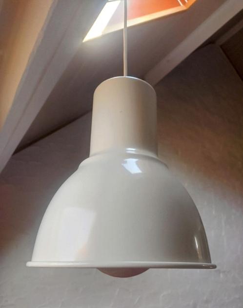 Industriële Hektar Hanglamp/en Crème + LED Globelamp (NIEUW), Huis en Inrichting, Lampen | Hanglampen, Nieuw, Minder dan 50 cm