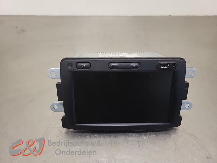 Radio van een Renault Trafic, Auto-onderdelen, Elektronica en Kabels, Renault, Gebruikt, 3 maanden garantie, Ophalen of Verzenden