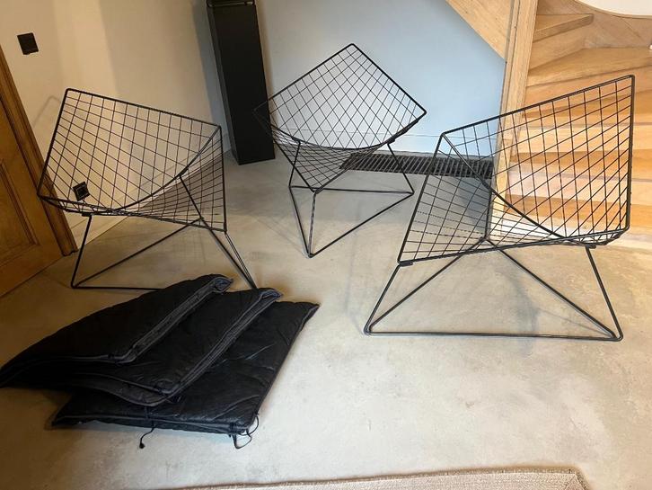 Set design Oti stoelen + kussenset - Niels Gammelgaard, Huis en Inrichting, Stoelen, Zo goed als nieuw, Drie, Metaal, Ophalen