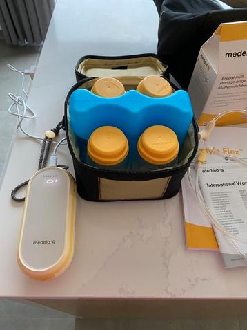 Borstkolf Medela freestyle flex dubbel beschikbaar voor biedingen